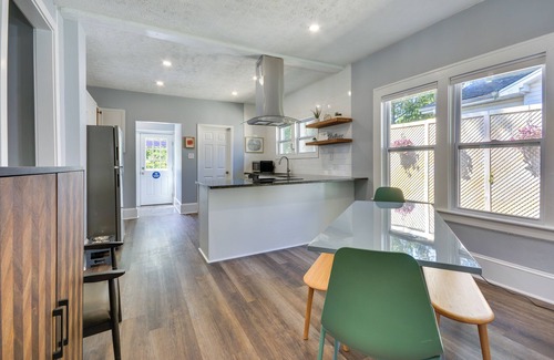 High Point Cabaña | High Point Vacation Rental w/ Private Deck & Yard!