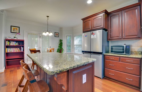 High Point Casa | High Point Vacation Rental w/ Private Deck!