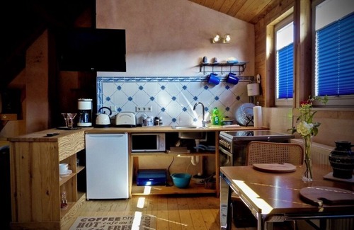 Radebeul Apartamento | High-quality vacation apartment on the historic village green between the Elbe and vineyards