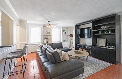 Old Fourth Ward Casa | High Rise Condo Downtown ATL with Views