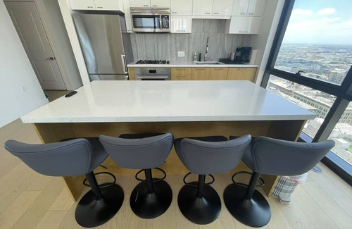 Historic Core Apartamento | High-rise Luxury 2-bedroom apartment in the heart of the amazing DTLA