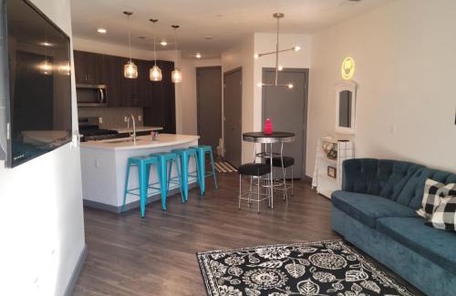 Summerlin South Casa | High rise Near UNLV and Strip