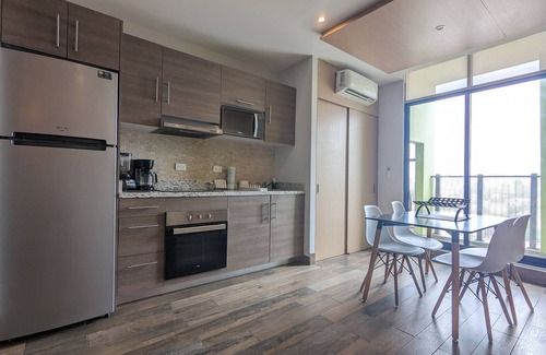Monterrey Centro Apartamento | High Rise with Views at Trendy La Purisima