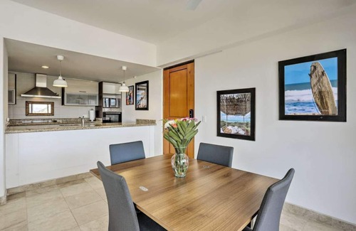 Pedregal Condominio | Family Friendly Lux Cabo Condo en Pedregal Area w / Amenities + Views