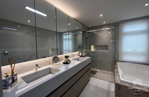 Itacorubi Casa | High standard house with pool - Florianópolis