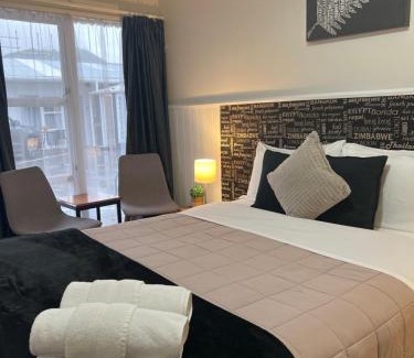 Picton Hotel | High Street Living Motel