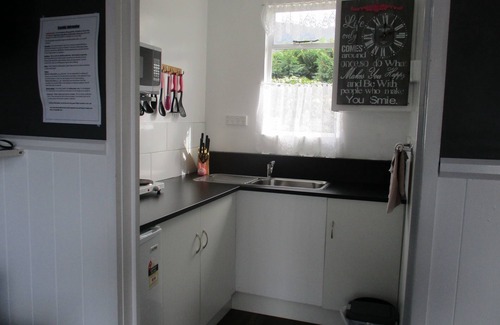 Picton Hotel | High Street Living Motel
