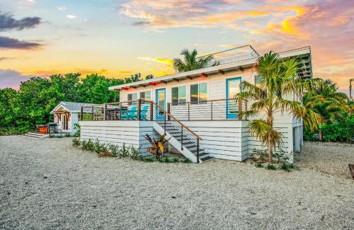 Anna Maria Casa | High Tide (AMIL)