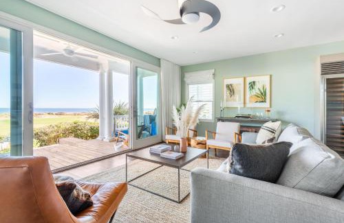 Ocean Point Casa | High Tide By AvantStay Incredible Beach Front Home w Pool