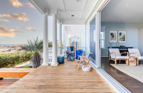 Ocean Point Casa | High Tide By AvantStay Incredible Beach Front Home w Pool