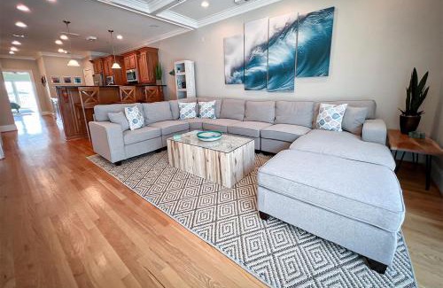 Carolina Beach Casa | High Tide Hideaway by Sea Scape Properties