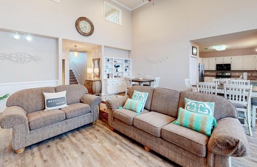 Southpointe Casa | High Tide
