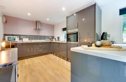 Carmarthen Casa | High Trees
