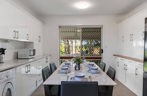 Macgregor Casa | High-Value 4Beds | Workspace | Near Mall & Highway