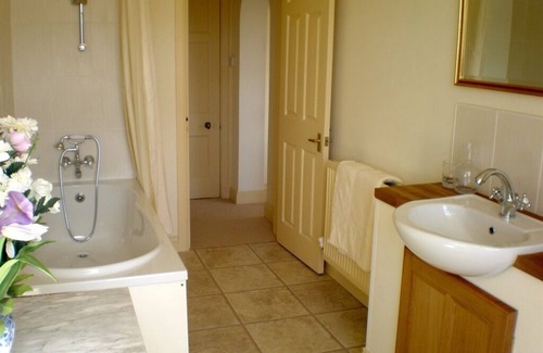 Newlyn Casa | Higher Faugan