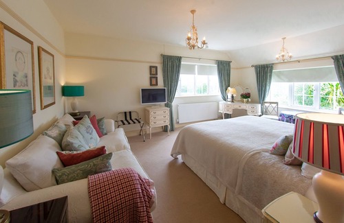 Newlyn Casa | Higher Faugan
