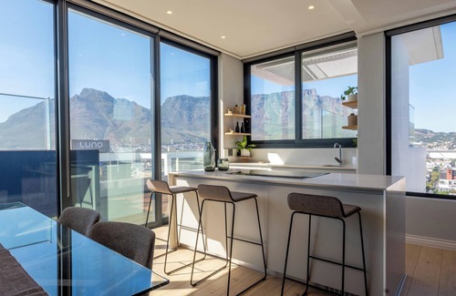 Cape Town City Centre Apartamento | Highest Penthouse in City | Pool and Panoramic Views