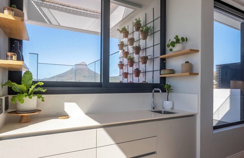Cape Town City Centre Apartamento | Highest Penthouse in City | Pool and Panoramic Views
