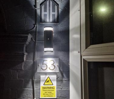 Sheffield Casa | Highfields House - Free Wifi - Free Local Parking