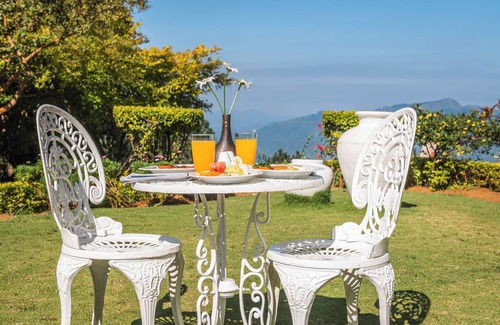 Katukitula Casa | Highgrove Estate By Ishq