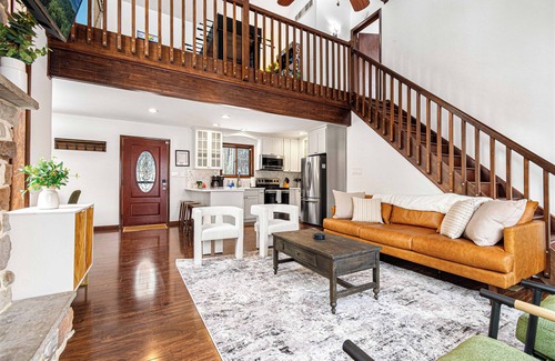 East Stroudsburg Casa | Highland Lake Retreat I Game Room I Hot Tub I Firepit I EV Charger