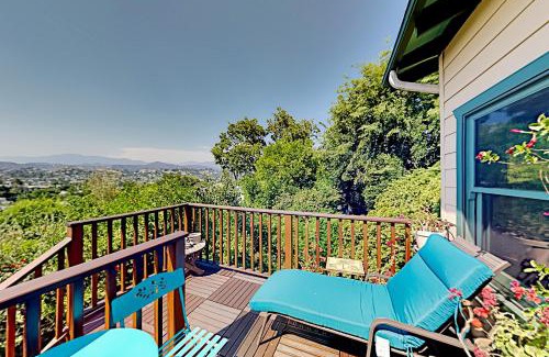 Eagle Rock Casa | Highland Park Haven