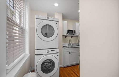Pittsburgh Apartamento | HIghland Park Heritage Studio