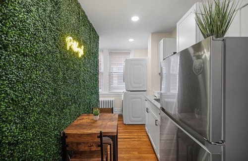 Pittsburgh Apartamento | HIghland Park Heritage Studio