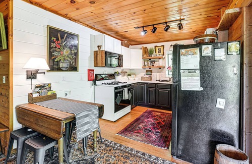 Highlands Cabina | Highlands Cabin on Buck Creek ~ 8 Mi to Town!