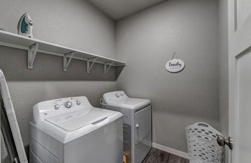 Rapid City Casa | Highly Accessible, Executive Style, Amazing View!