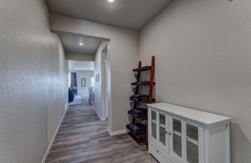 Rapid City Casa | Highly Accessible, Executive Style, Amazing View!