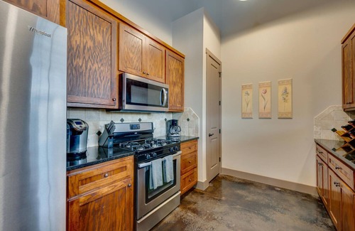 Kingsland Casa | Highly rated home with private pool, hot tub and 90 feet of waterfront!