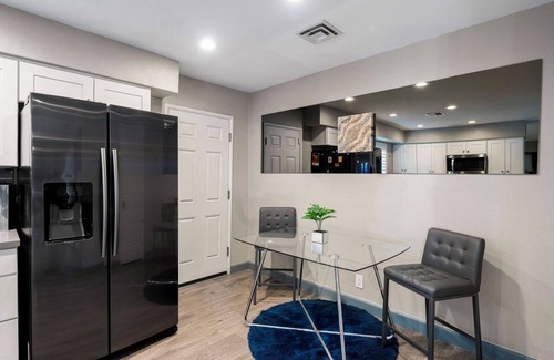 Las Vegas Casa | Highly Upgraded 4bd2bath Home With Private Pool