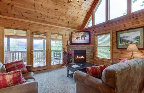 Black Bear Falls Casa | Highpoint Escape
