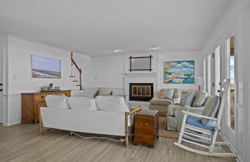 Atlantic Beach Casa | Highsmith Cottage home