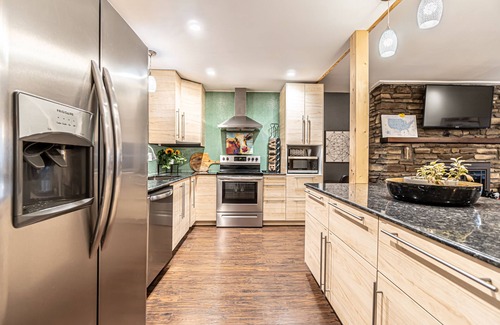Bella Vista Cabaña | Hike & Bike Bleu- Pet friendly, 2BR 2.5 Bath house