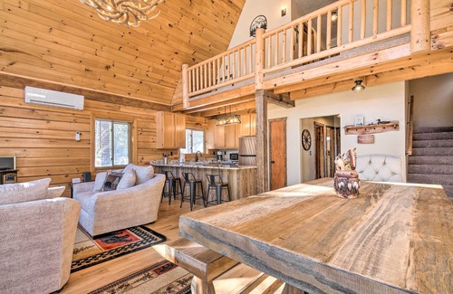 Duck Creek Village Cabina | Hike, Bike & Ski: Duck Creek Village A-Frame!