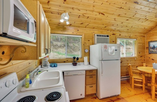 Deadwood Cabina | Hike, Ski, ATV & More: Deadwood Cabin w/ Grill