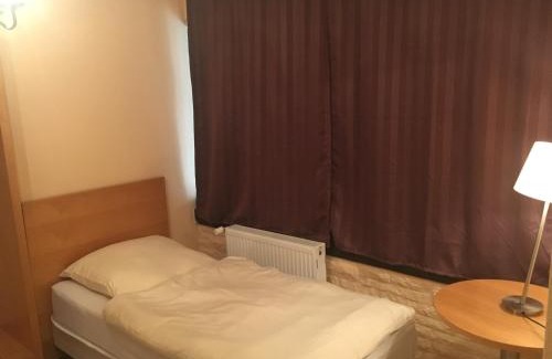 Stadtmitte/Neustadt Apartamento | Hildesheim Kaiserstraße Ferienwohnungen und Apartments