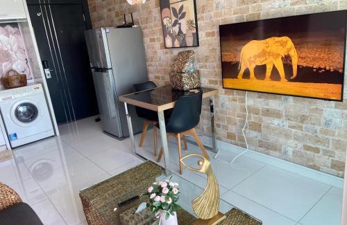 Pratumnak Hill Apartamento | Hill and Super Seaview condo
