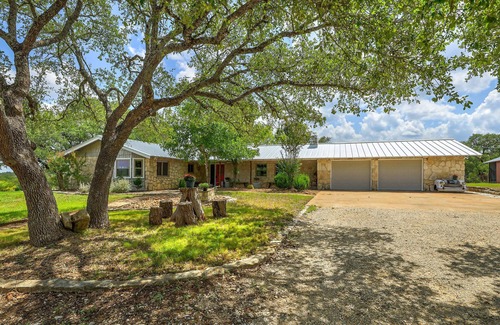 Driftwood Casa | Hill Country Getaway