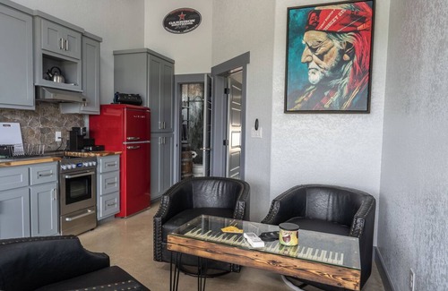 Johnson City Casa | Hill Country Guest Houses