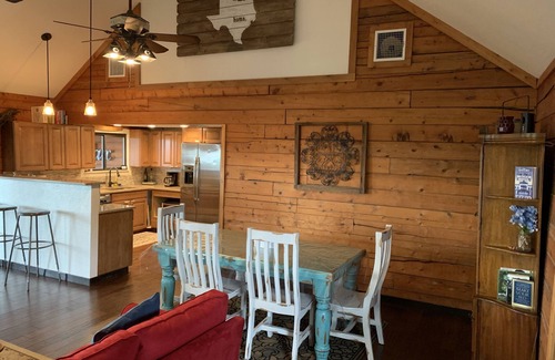 Canyon Lake Cabina | Hill Country Haus - Un escape de Texas Hill Country