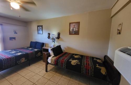 Buchanan Dam Hotel | Hill Country Lodge and Mini Storages