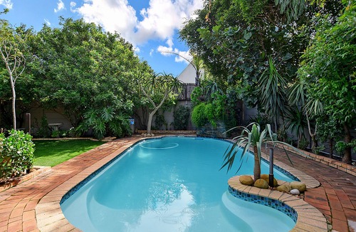 Edgemead Casa | Hill House
