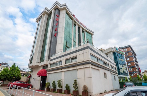 Pendik Apartamento | Hill Suites