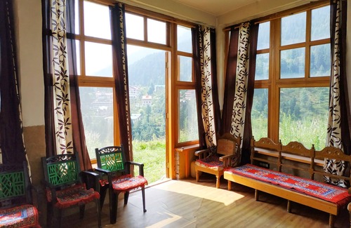 Old Manali Casa | Hill top house 2br, vista increíble, viejo Manali.