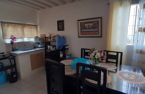 Subic Casa | Hill Top Staycation impresionante vista.