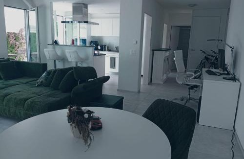 Lostorf Apartamento | Hillfort suites