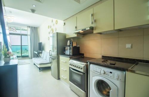 Al Sufouh 1 Apartamento | Hilliana Tower - Cozy Studio with Sea View